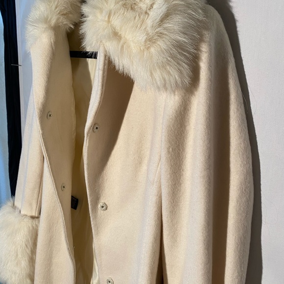 Express longline ivory faux fur pea coat - Picture 5 of 8